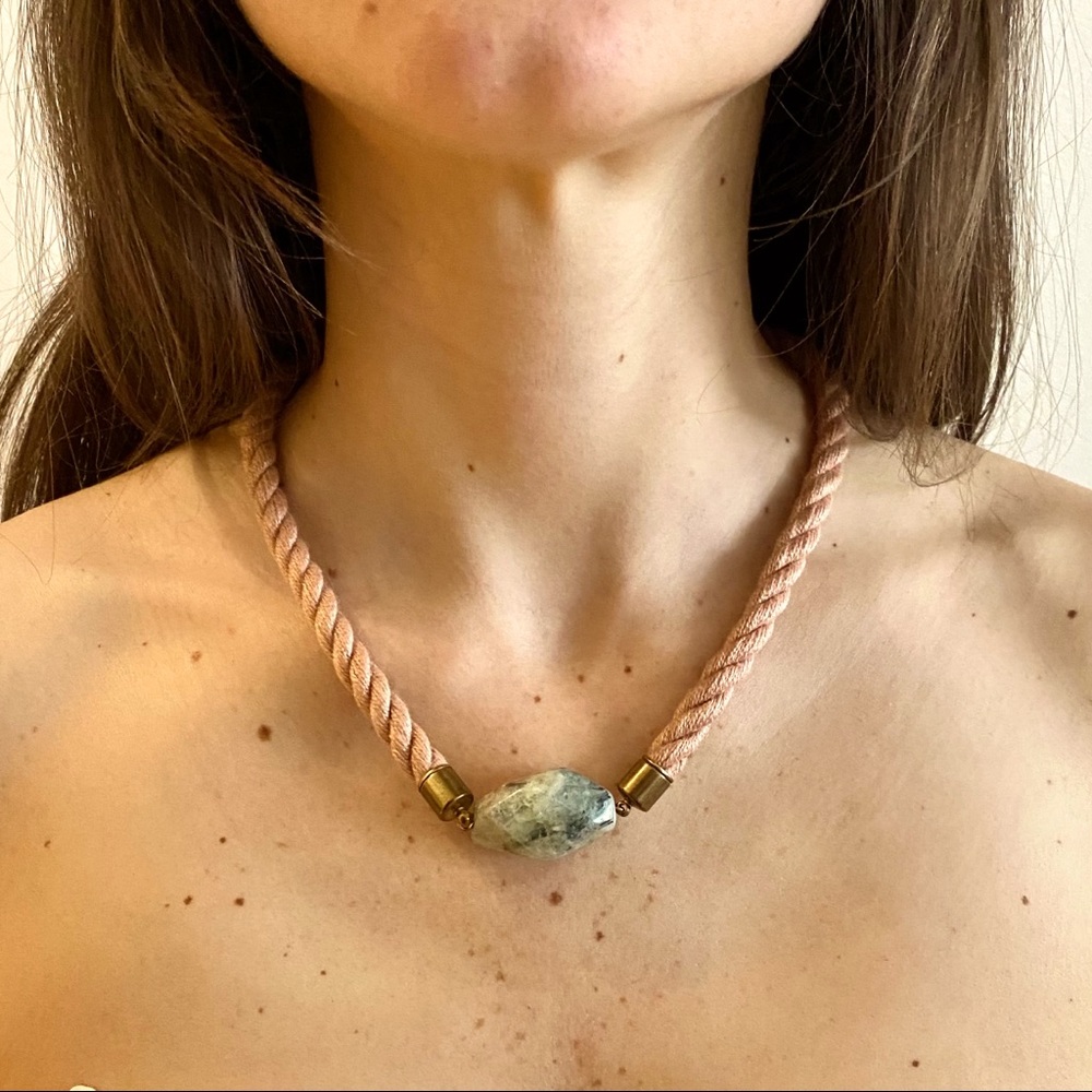 Anthropologie Vamoose Marble Necklace